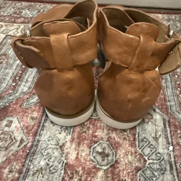 Sofft Mirabelle platform sandals size 8 M Brown Leather crisscross straps NEW - Picture 5 of 7